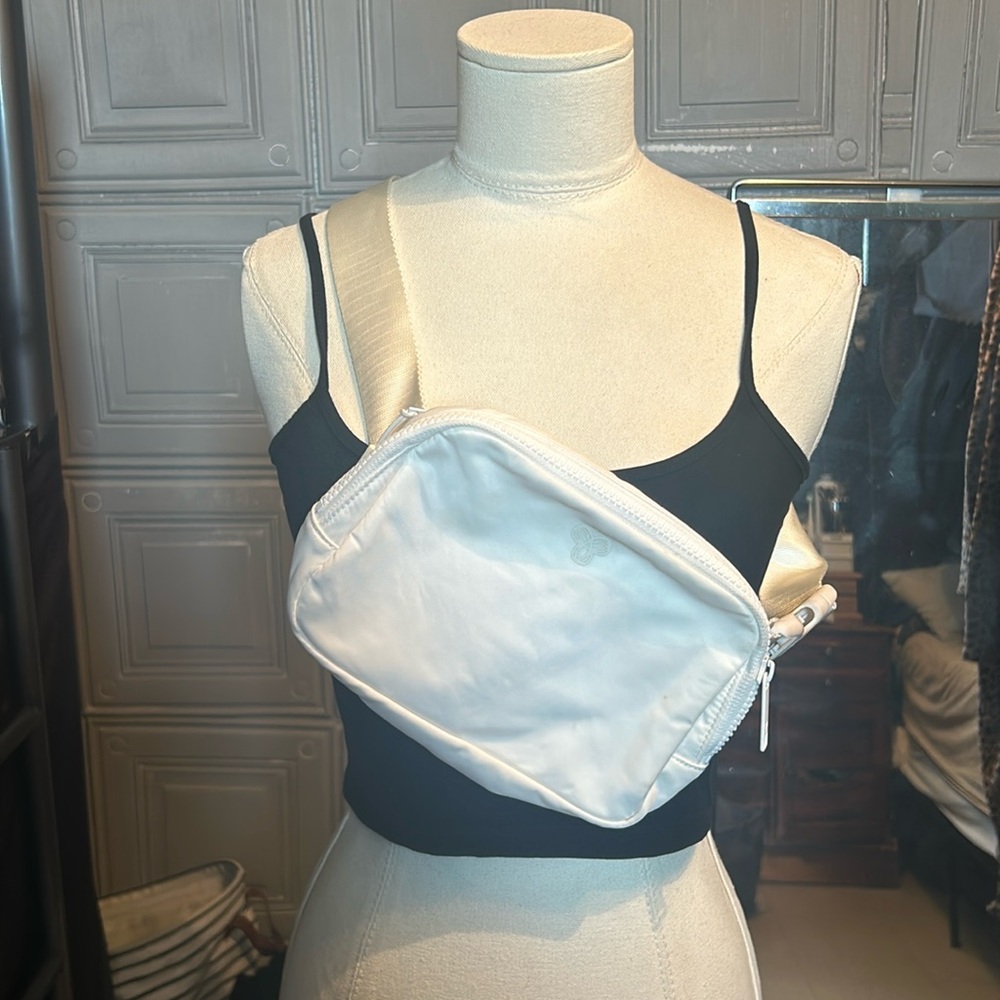 TNA pouch